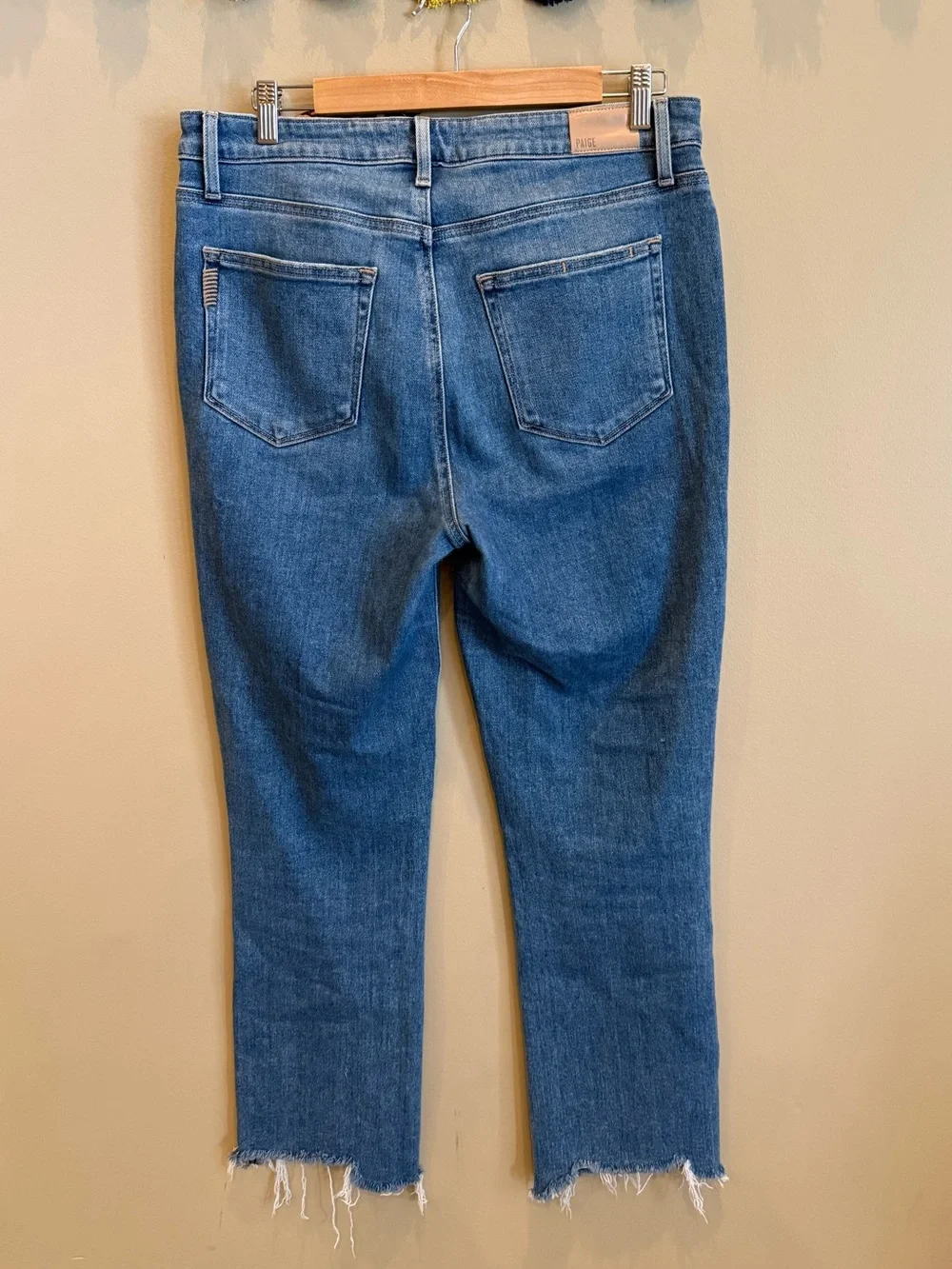 PAIGE Mid Wash High-Rise Cropped Jeans - Blue